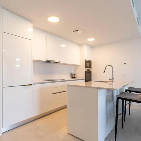 شقة Modern With Sea View And Terrace *