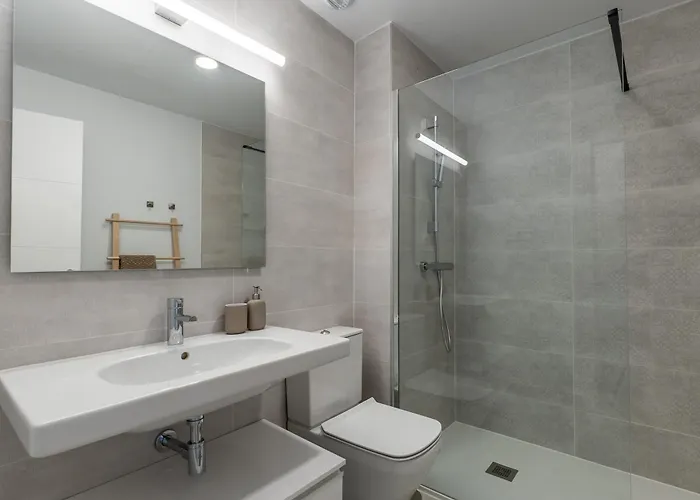 شقة Modern With Sea View And Terrace