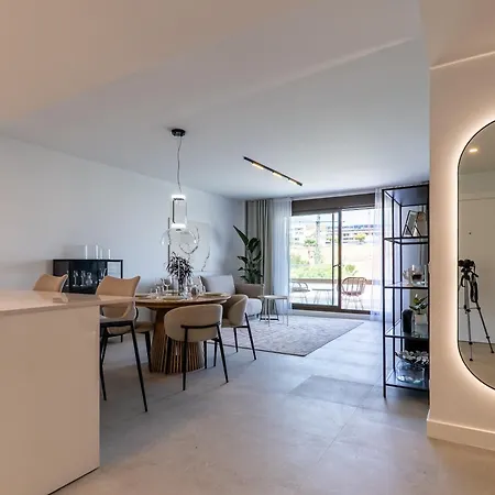 Apartment Modern With Sea View And Terrace Estepona