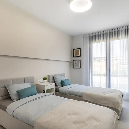 Appartement Modern With Sea View And Terrace *