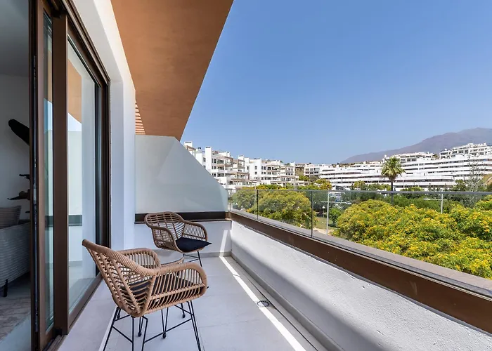 Modern With Sea View And Terrace Apartment Estepona